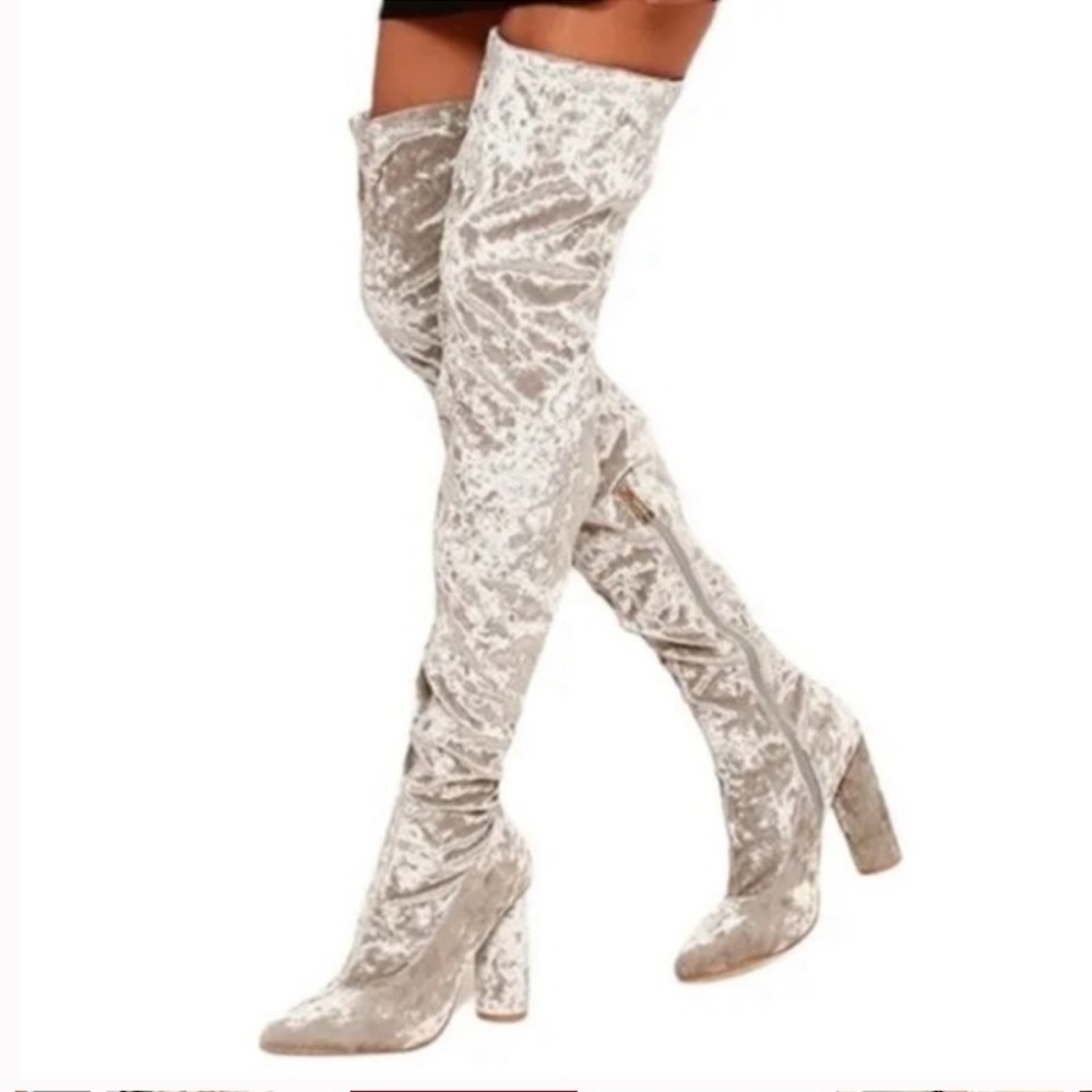 Cape Robbin Paw 27 Over the Knee Boots